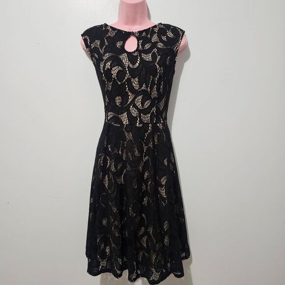 London Style - Dress Sheath Key Hole Lace Sleeveless Halter - Size 10 - Black - Picture 1 of 7